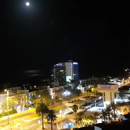 Playa Mirar In Palm Garden 모로델제블