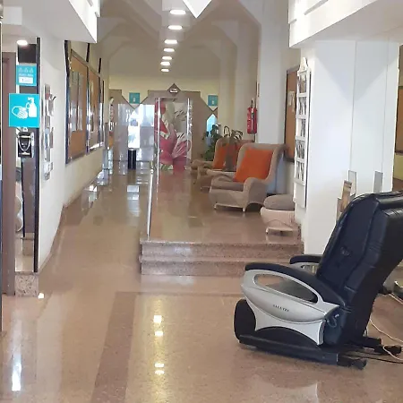 아파트 Playa Mirar In Palm Garden